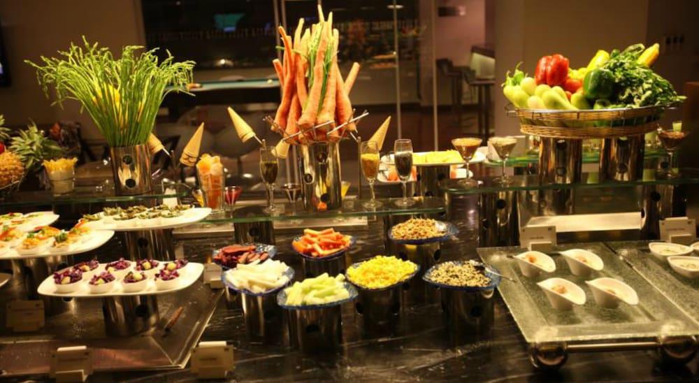 Keys Prima By Lemon Tree Hotels, Pimpri, Pune Luaran gambar