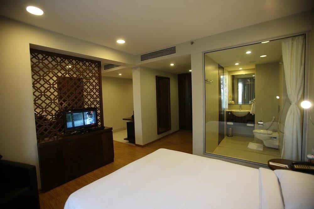 Keys Prima By Lemon Tree Hotels, Pimpri, Pune Luaran gambar