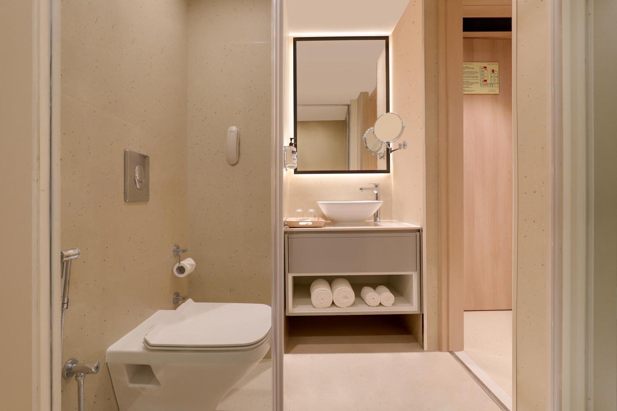 Keys Prima By Lemon Tree Hotels, Pimpri, Pune Luaran gambar