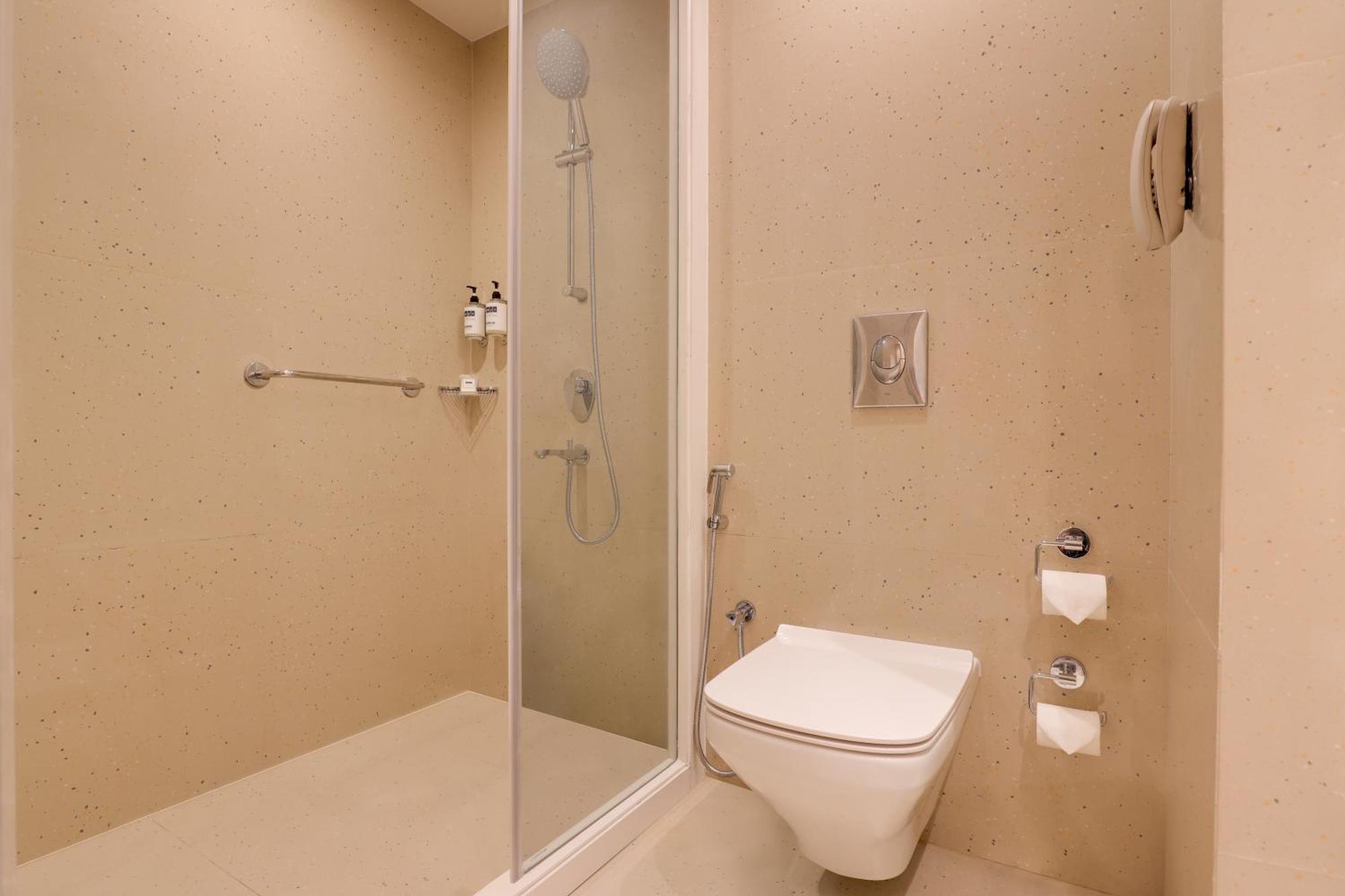Keys Prima By Lemon Tree Hotels, Pimpri, Pune Luaran gambar
