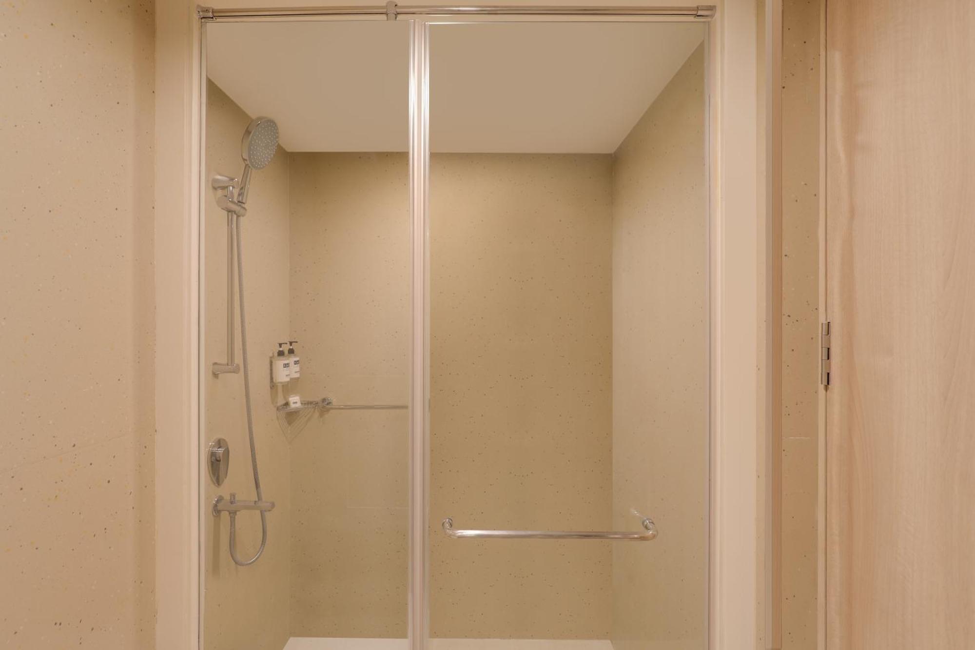 Keys Prima By Lemon Tree Hotels, Pimpri, Pune Luaran gambar