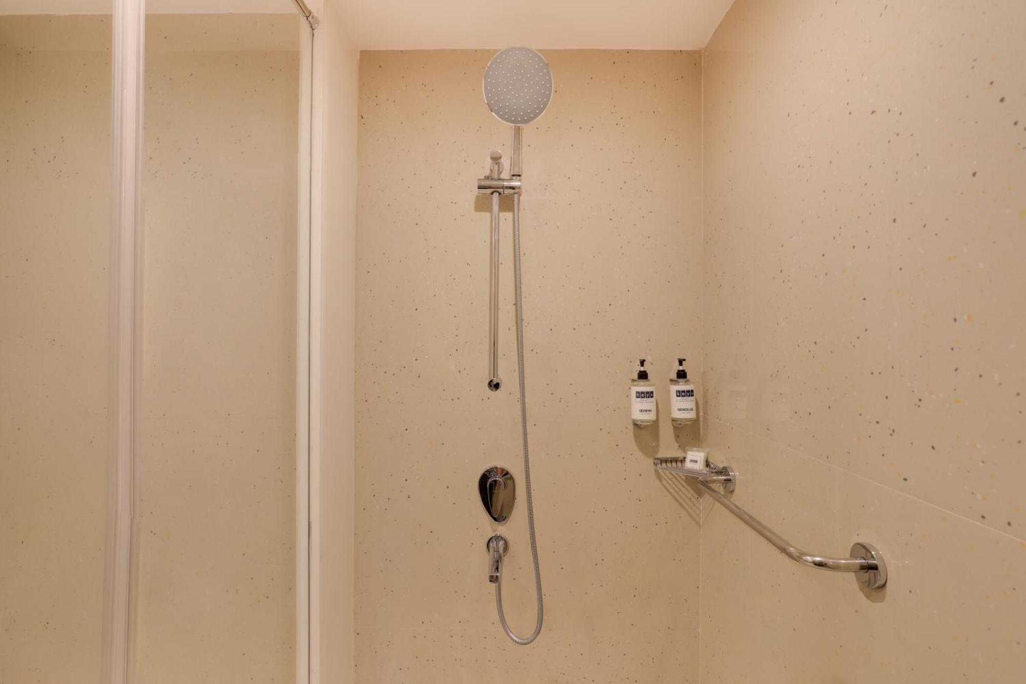 Keys Prima By Lemon Tree Hotels, Pimpri, Pune Luaran gambar